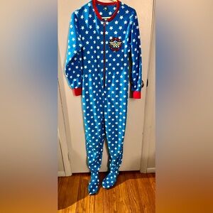 Wonder Woman adult fleece-type pajamas with feet. Onesie. Size medium. Size 8.